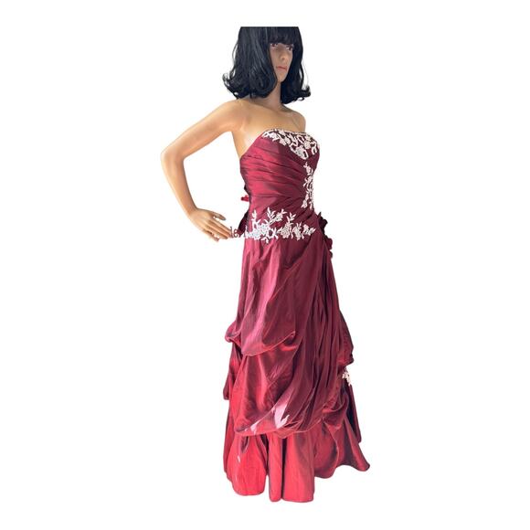 Burgandy Ball Gown Sweetheart Beading Long Taffeta Quinceanera Dress size Medium - Picture 10 of 16